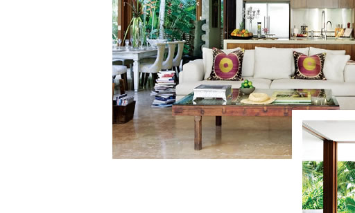 MOLORI GREAT BARRIER REEF